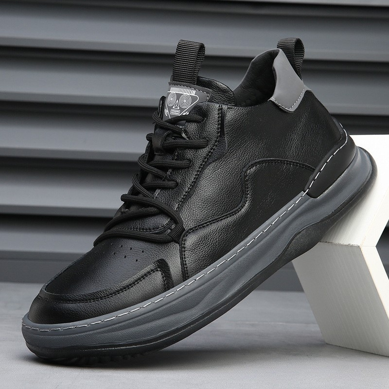Alessandro, zapatillas de piel