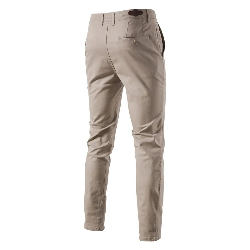 Noah, pantalones de corte entallado