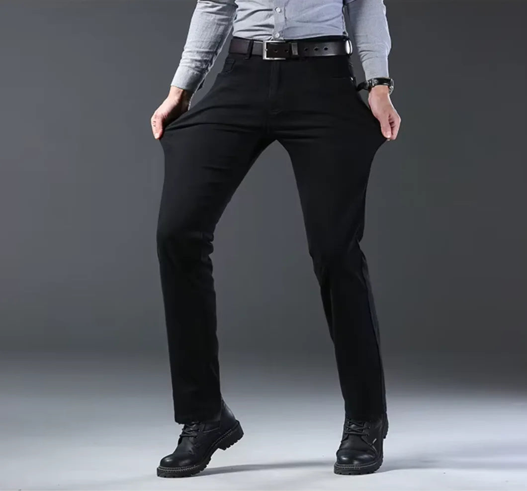 Luca, vaqueros de corte recto