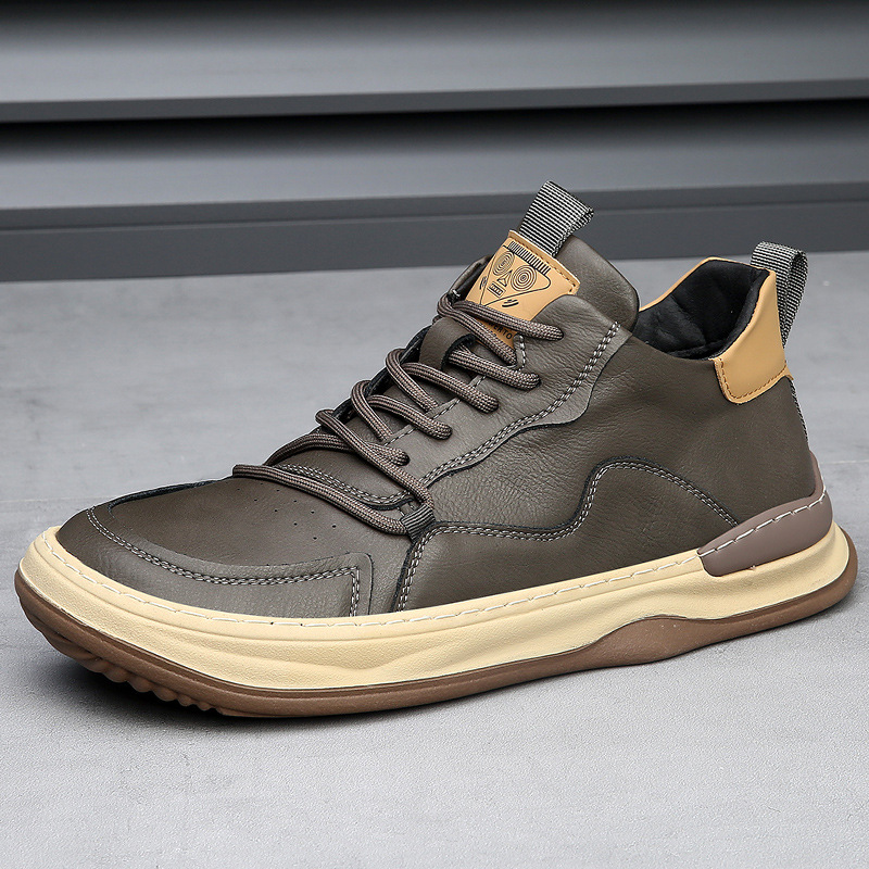 Alessandro, zapatillas de piel