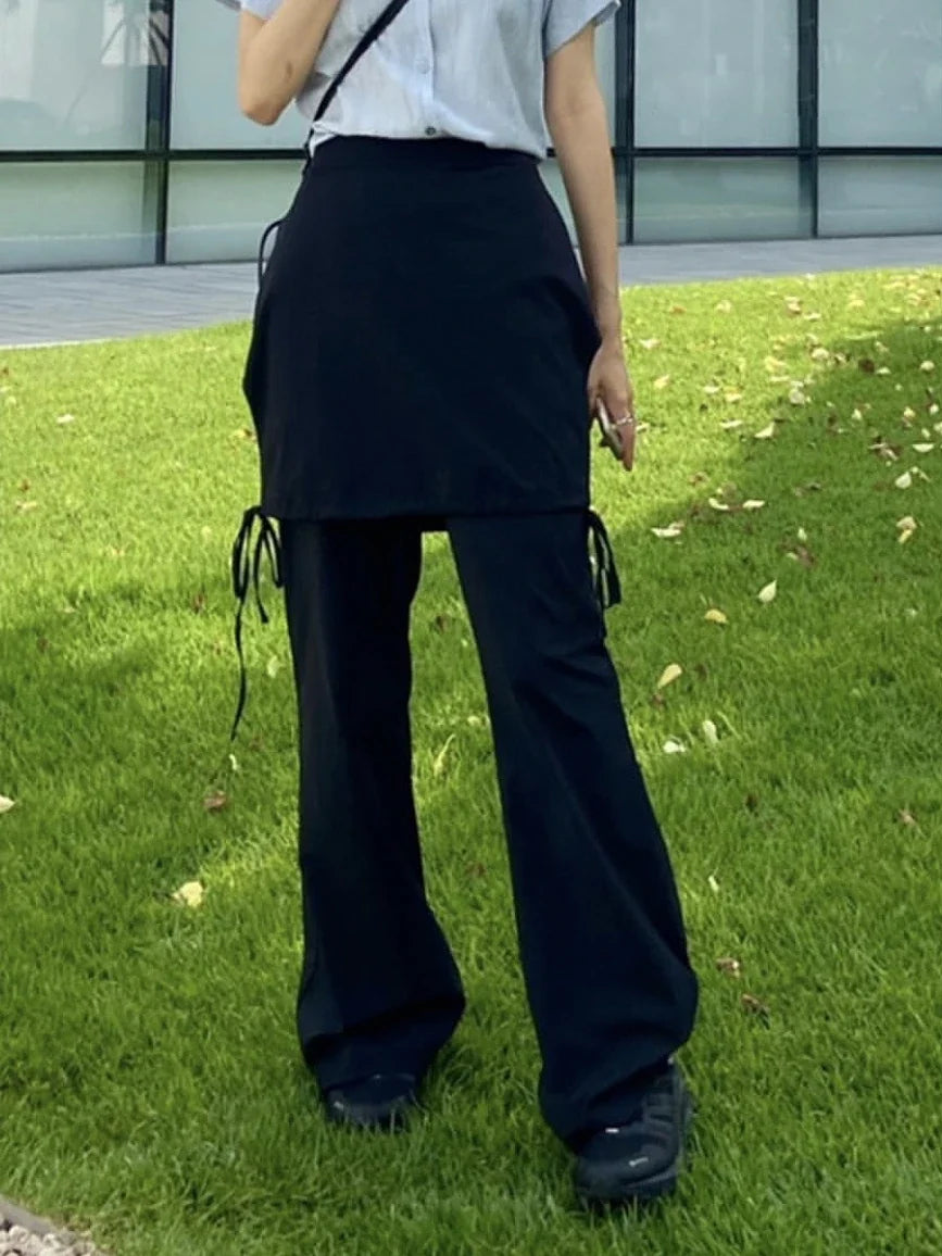 Pantalón con falda superpuesta