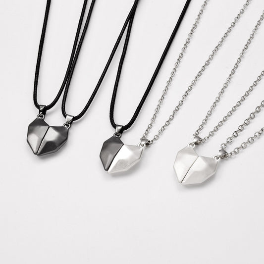 Collar con pareja magnética